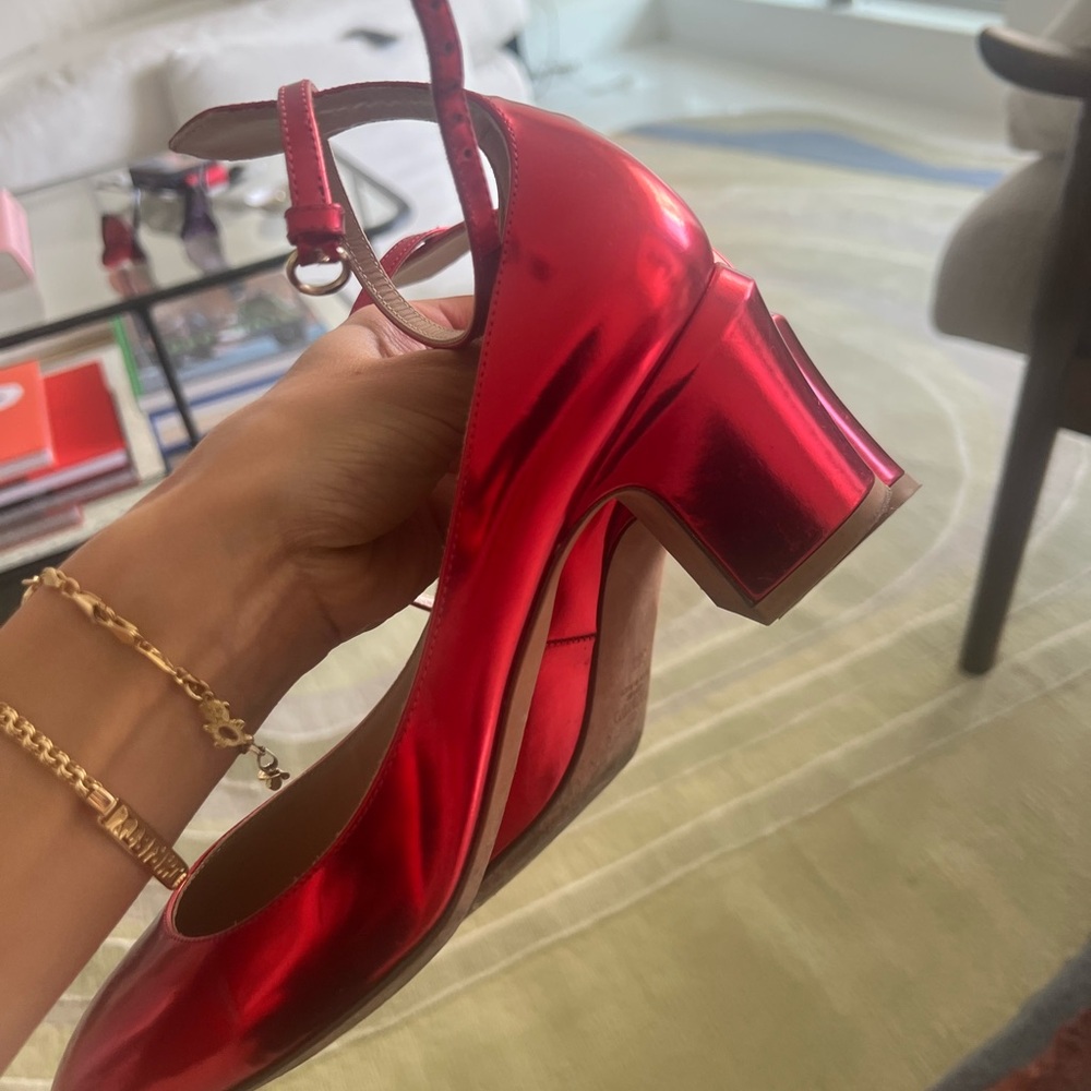 Valentino Shiny Red Heels - Picture 7 of 11